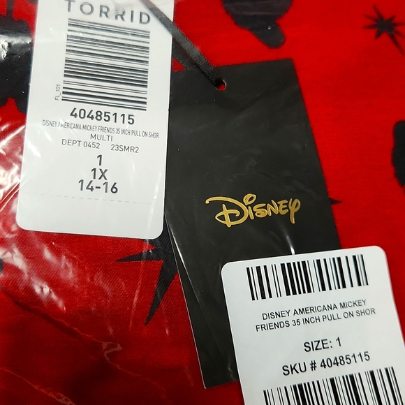 ❤️NWT VINTAGE TORRID SHORTS - DISNEY MICKEY MOUSE AMERICANA SHORTS -STAR PRINT - Picture 6 of 15